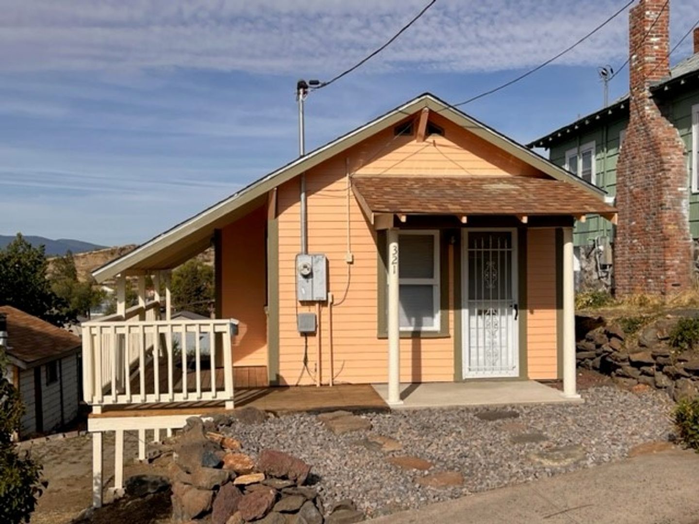 Klamath Falls House: 321 Grant St