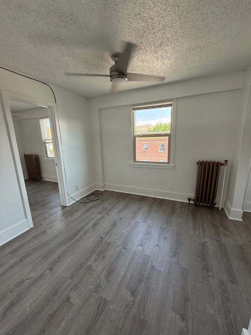 Klamath Falls Apartment: 1111 Main St