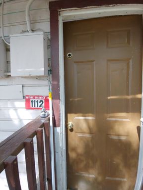 2 Bedroom 1 Bath- 5 plex – photo 1