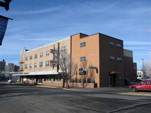 2 Bedroom 2 Bath Apartment – photo 1