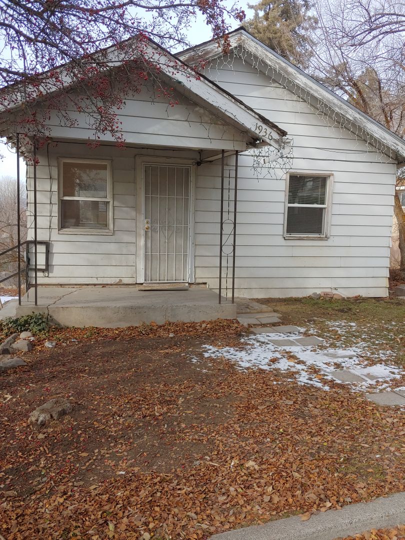 Klamath Falls House: 1936 Harriman St