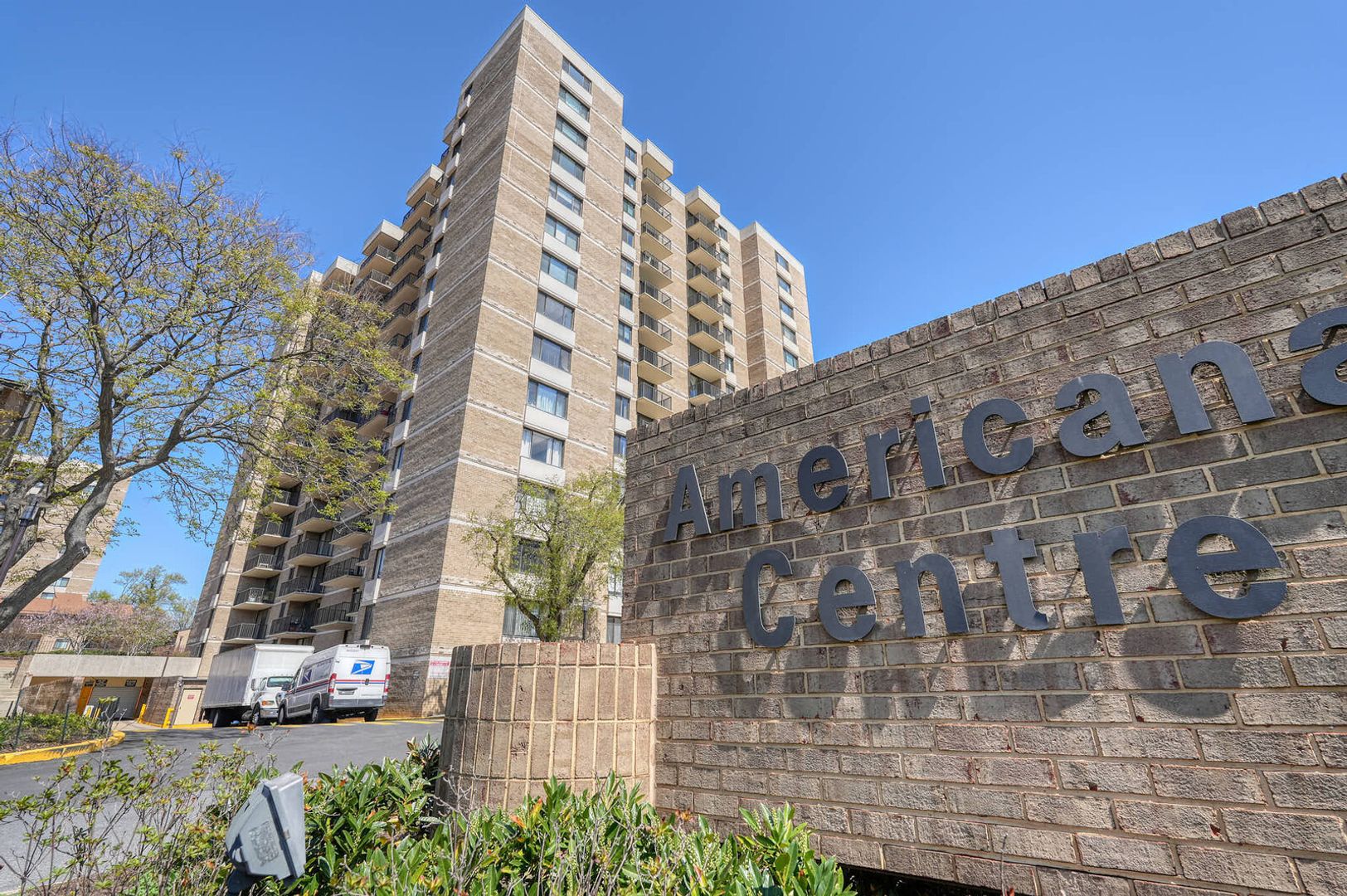 Rockville House: 118 Monroe Street #511