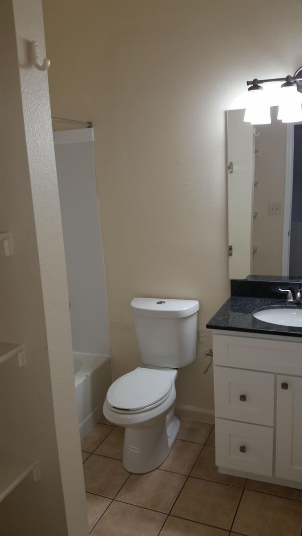 Boulder Apartment: 2433 10th Street