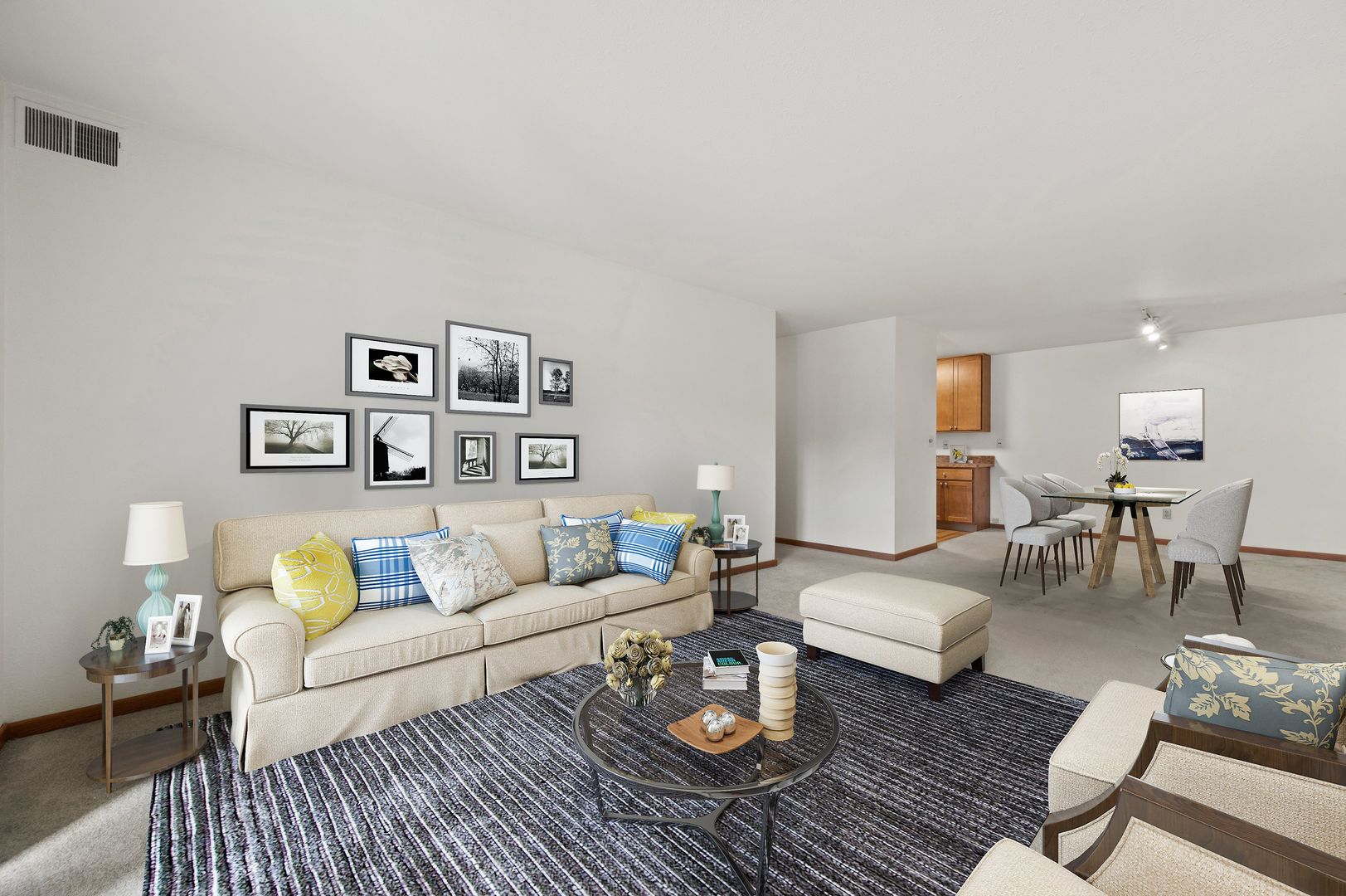 Menomonee Falls Apartment: White Oak Cr