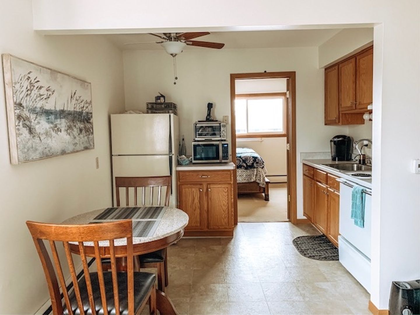 Hartland Apartment: 4830-4900 Easy St