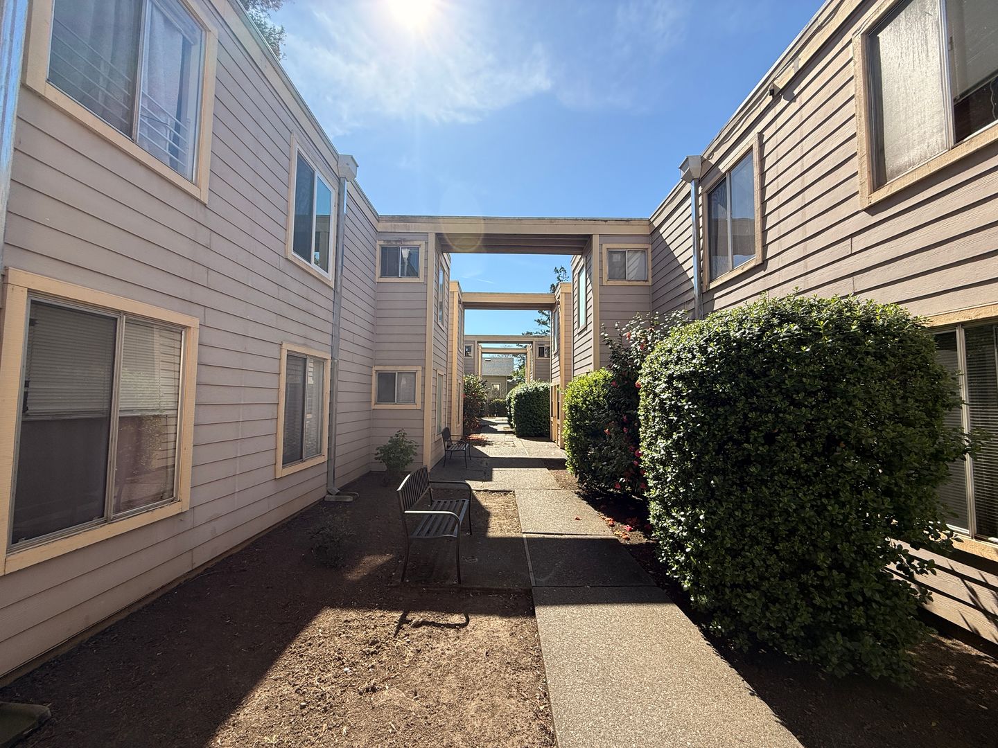 Santa Rosa Apartment: 633 King Street