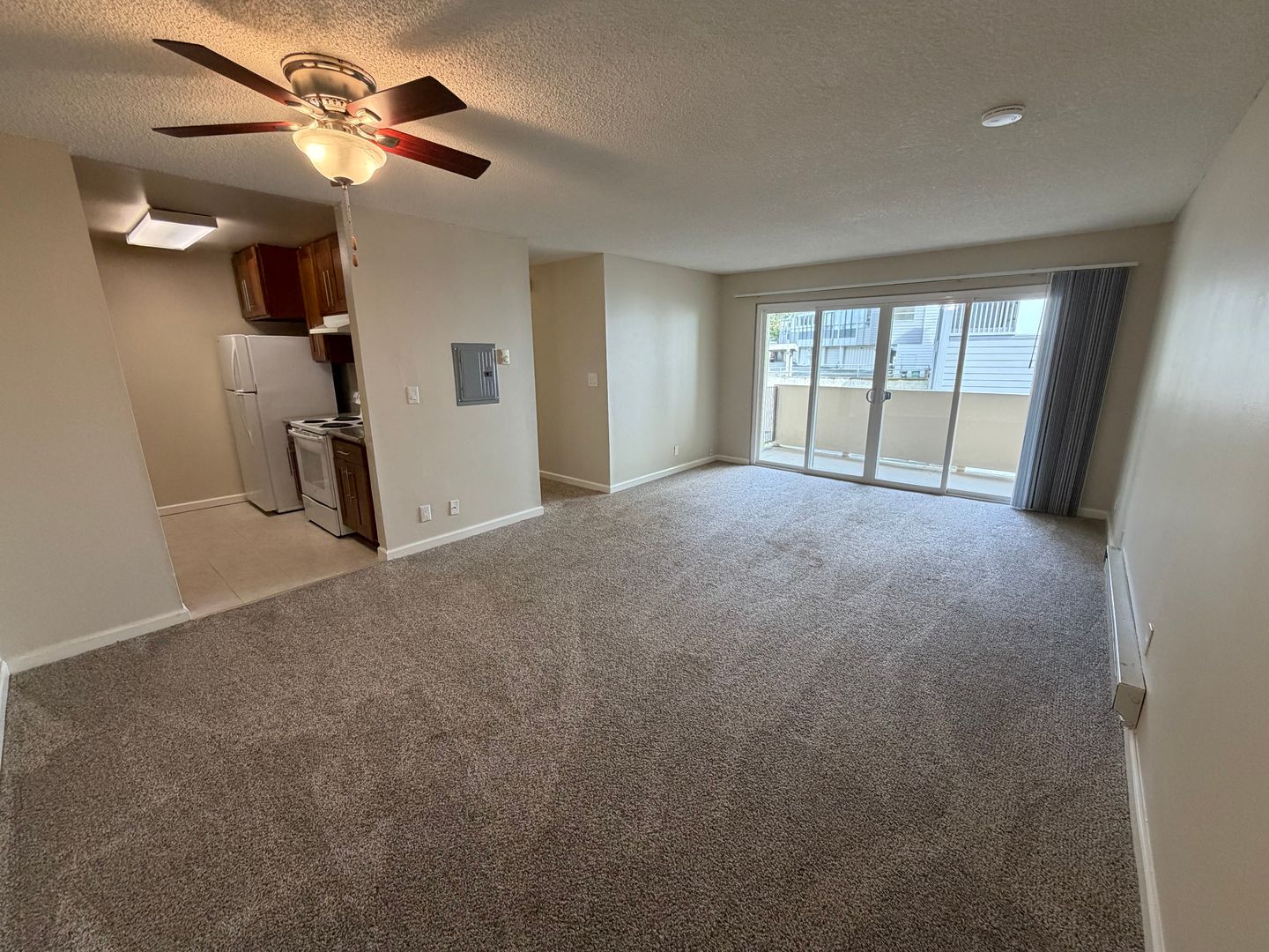 San Rafael Apartment: 108 Professional Center Pkwy