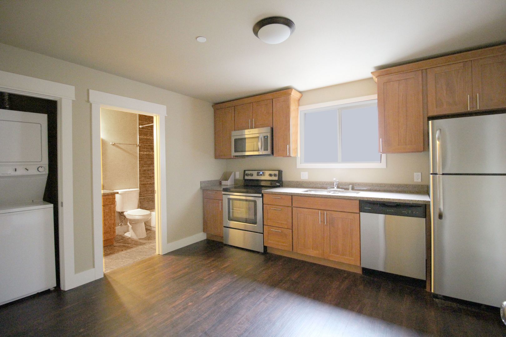 Seattle Apartment: 1613-17 S Lane Street