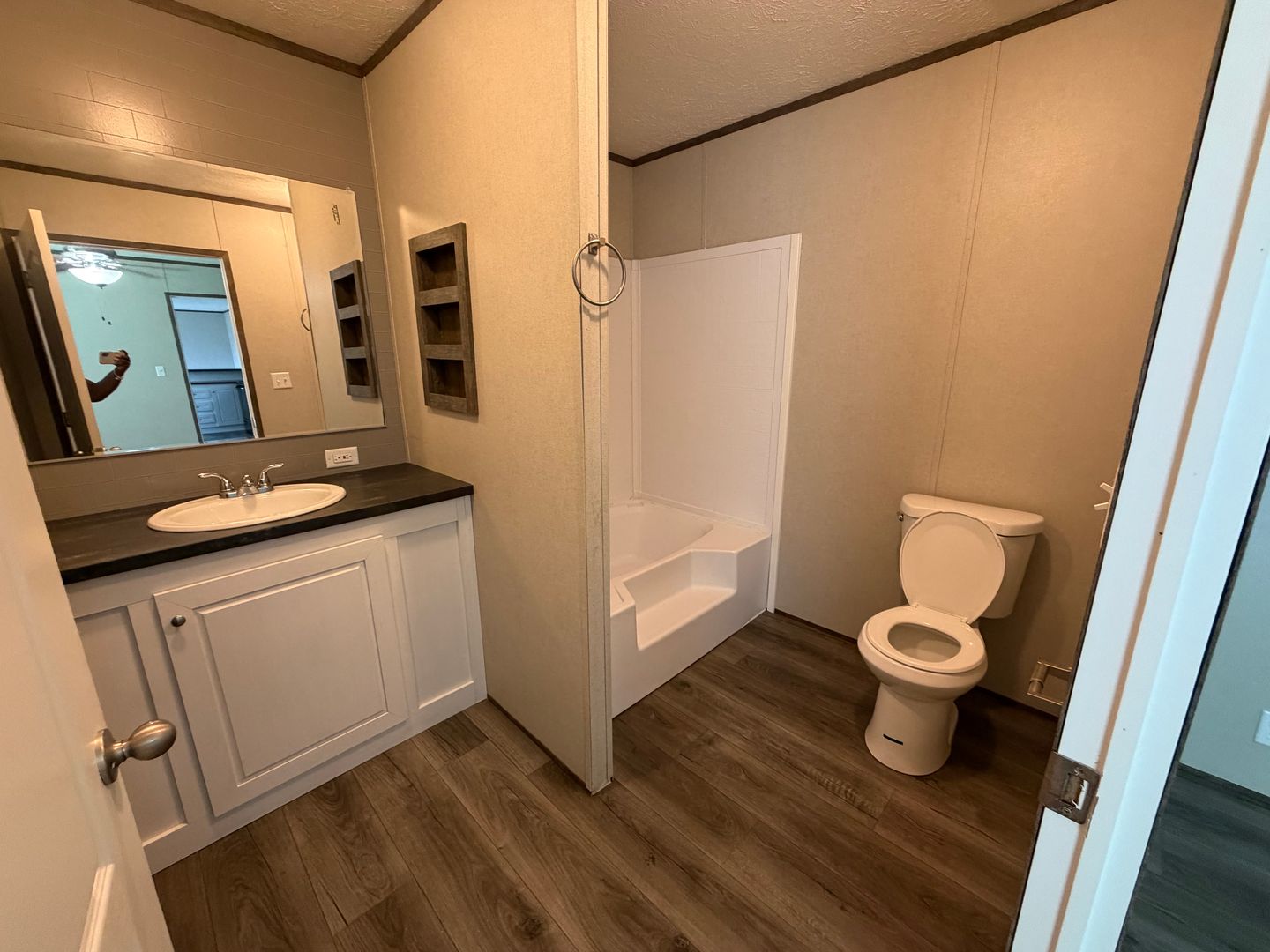 Jacksonville Apartment: 553 Corbin Street