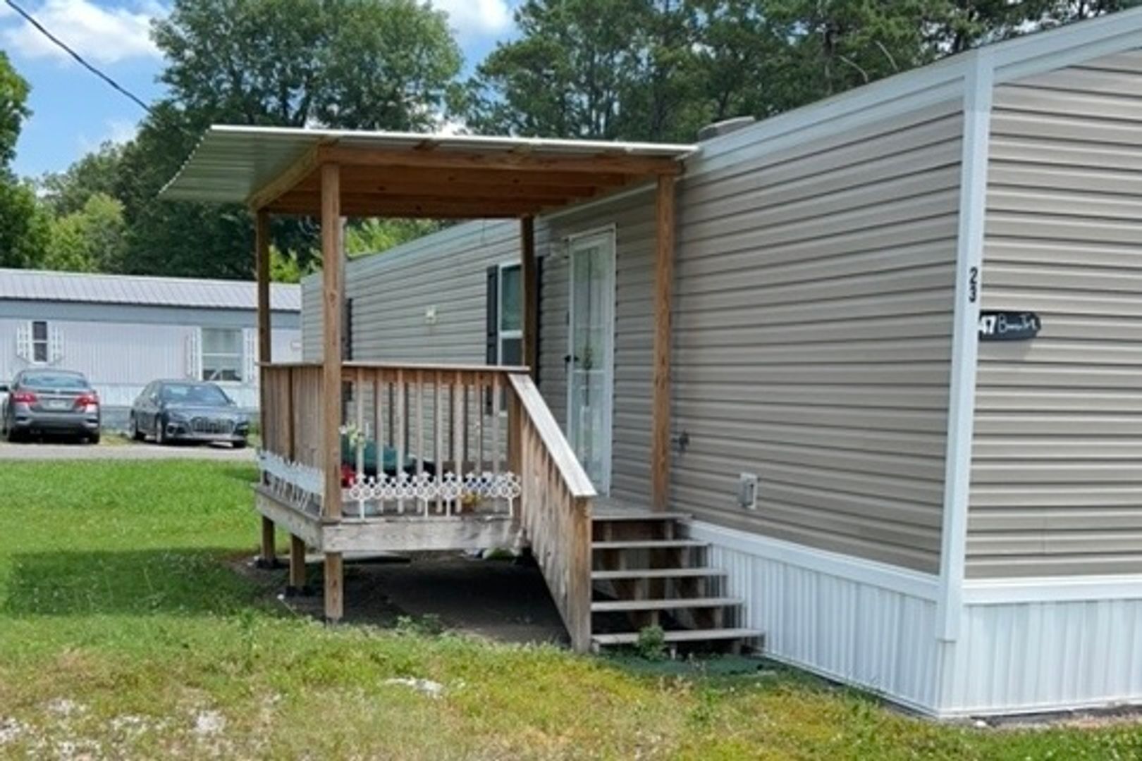 Rossville Apartment: 1007 Glentana Road