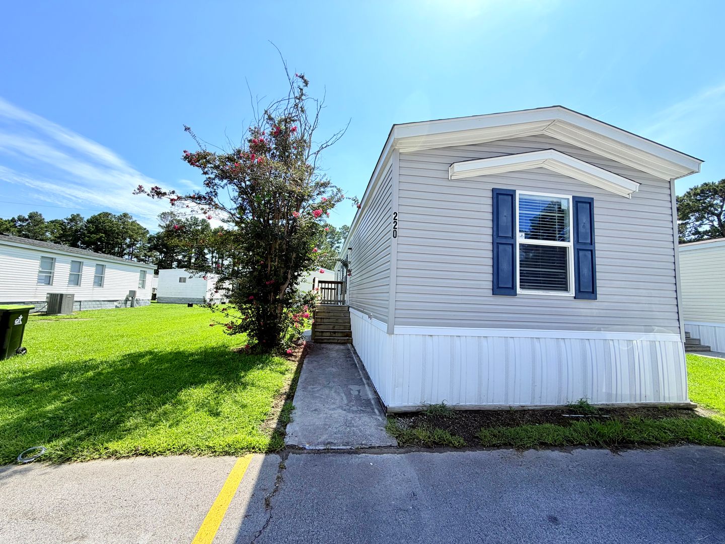 Jacksonville Apartment: 553 Corbin Street