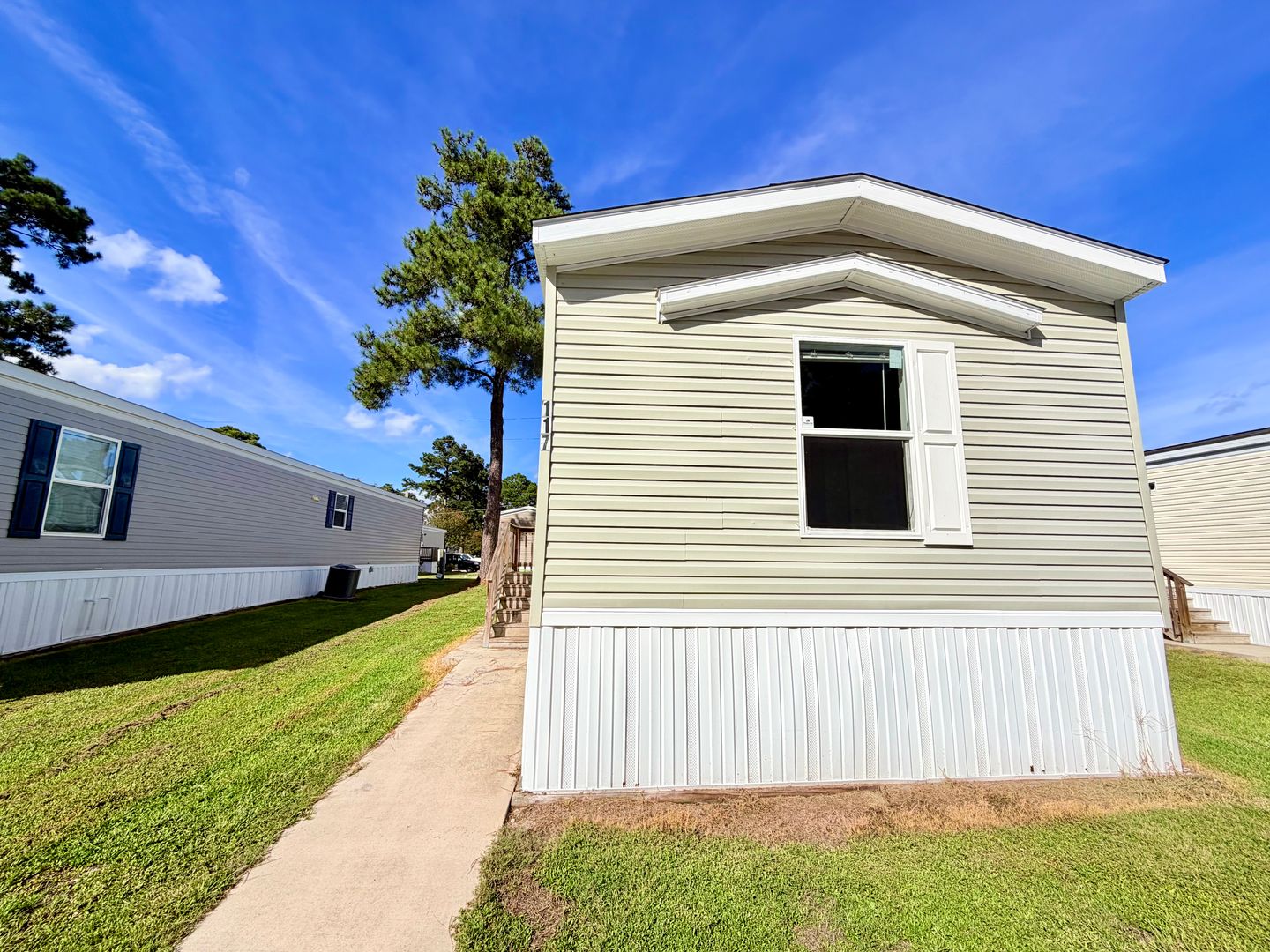 Jacksonville Apartment: 553 Corbin Street