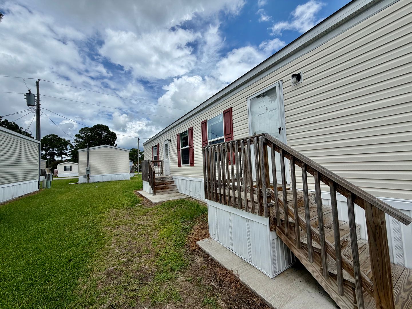 Jacksonville Apartment: 553 Corbin Street