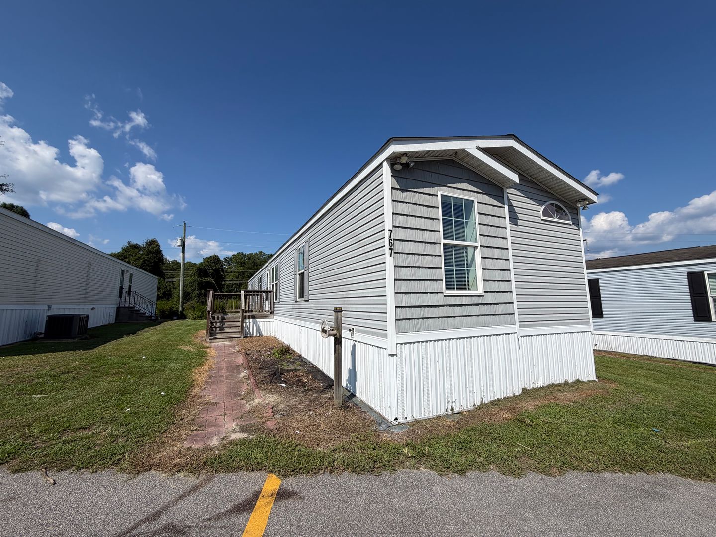Jacksonville Apartment: 553 Corbin Street