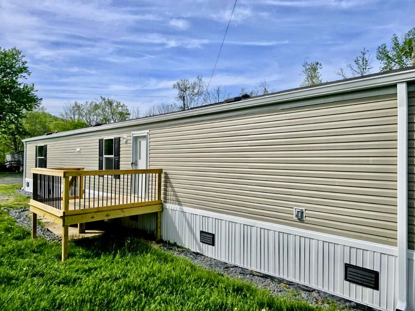 Bluff City Apartment: HWY 11E 3064 Volunteer Parkway