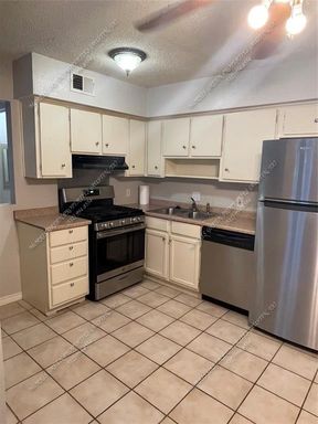 2304 Barton Village Circle, Unit 104 – photo 1