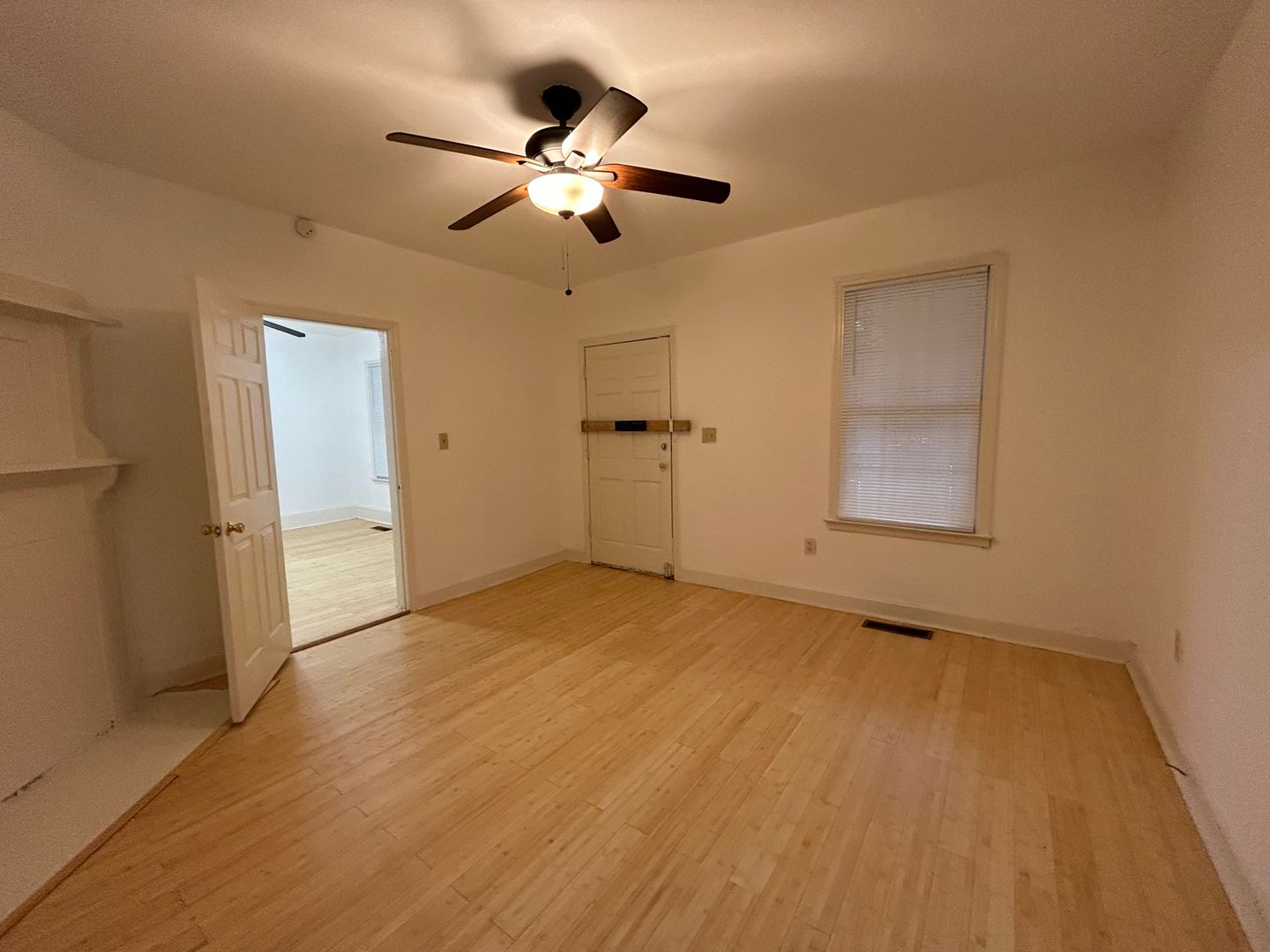 Atlanta Apartment: 0, 145, 151, 225 Sampson
