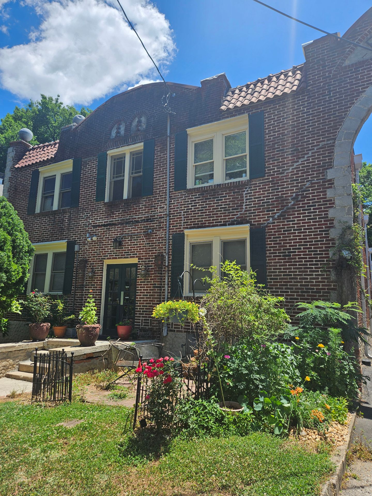 Atlanta Apartment: 929, 933 Euclid Ave NE