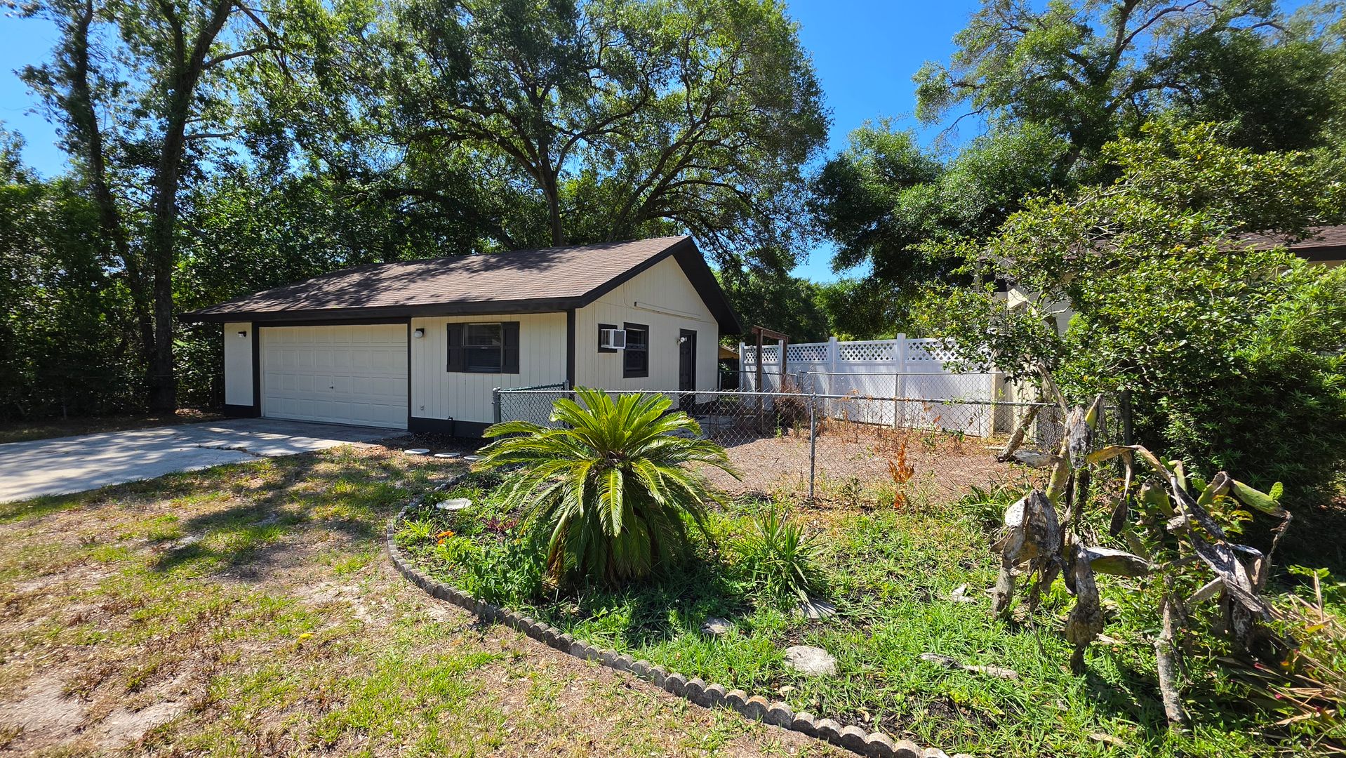 Fruitland Park House: 607 Patrciia Ave