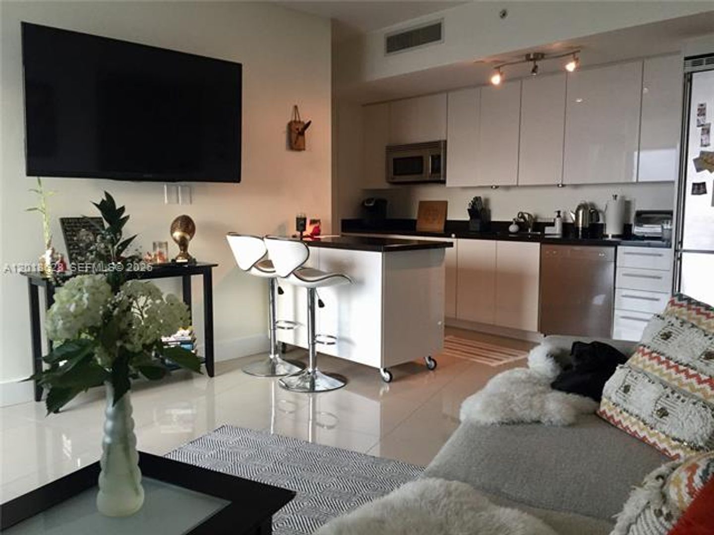 Miami Condo: 92 SW 3rd St # 4106