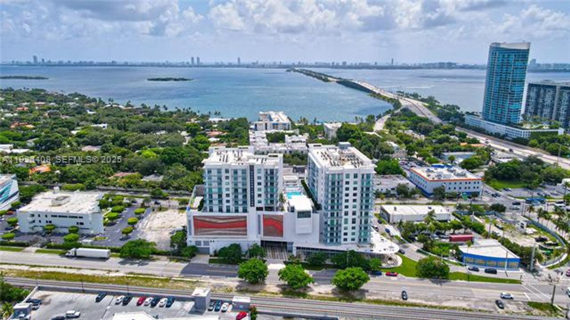 MIAMI Apartment: 3900 Biscayne Blvd unit S-502