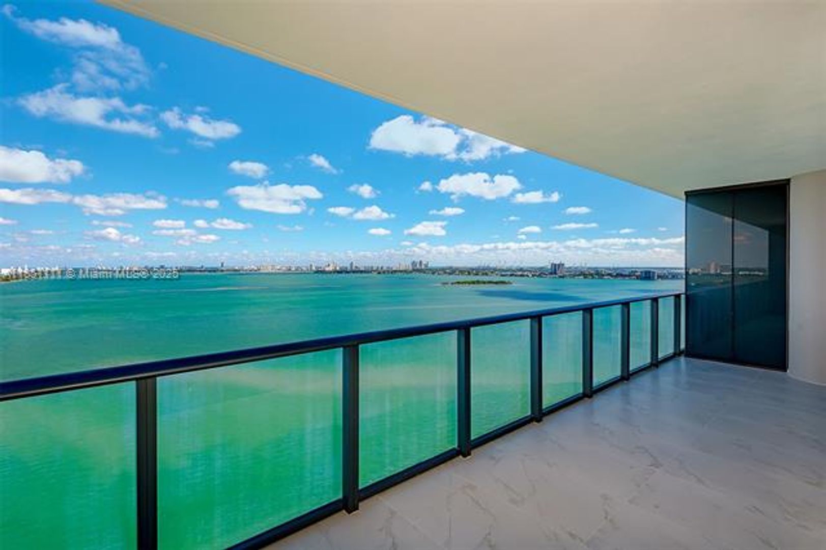 MIAMI Apartment: 3131 NE 7th Ave unit 2104