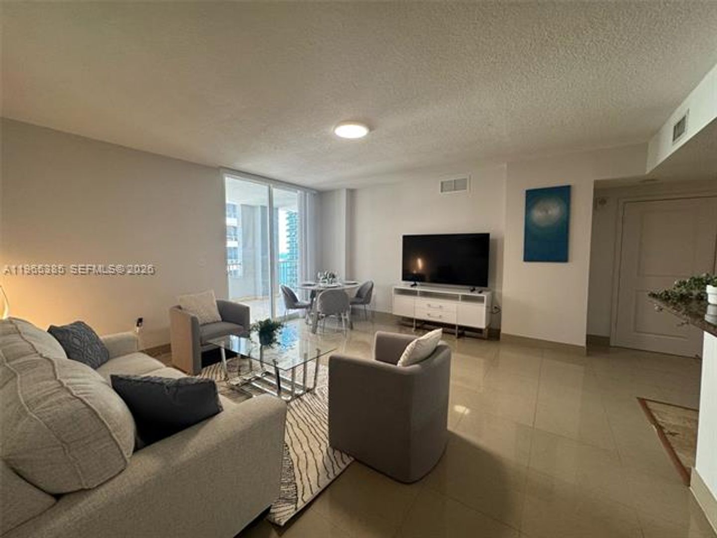 MIAMI Apartment: 170 SE 14th St unit 1108
