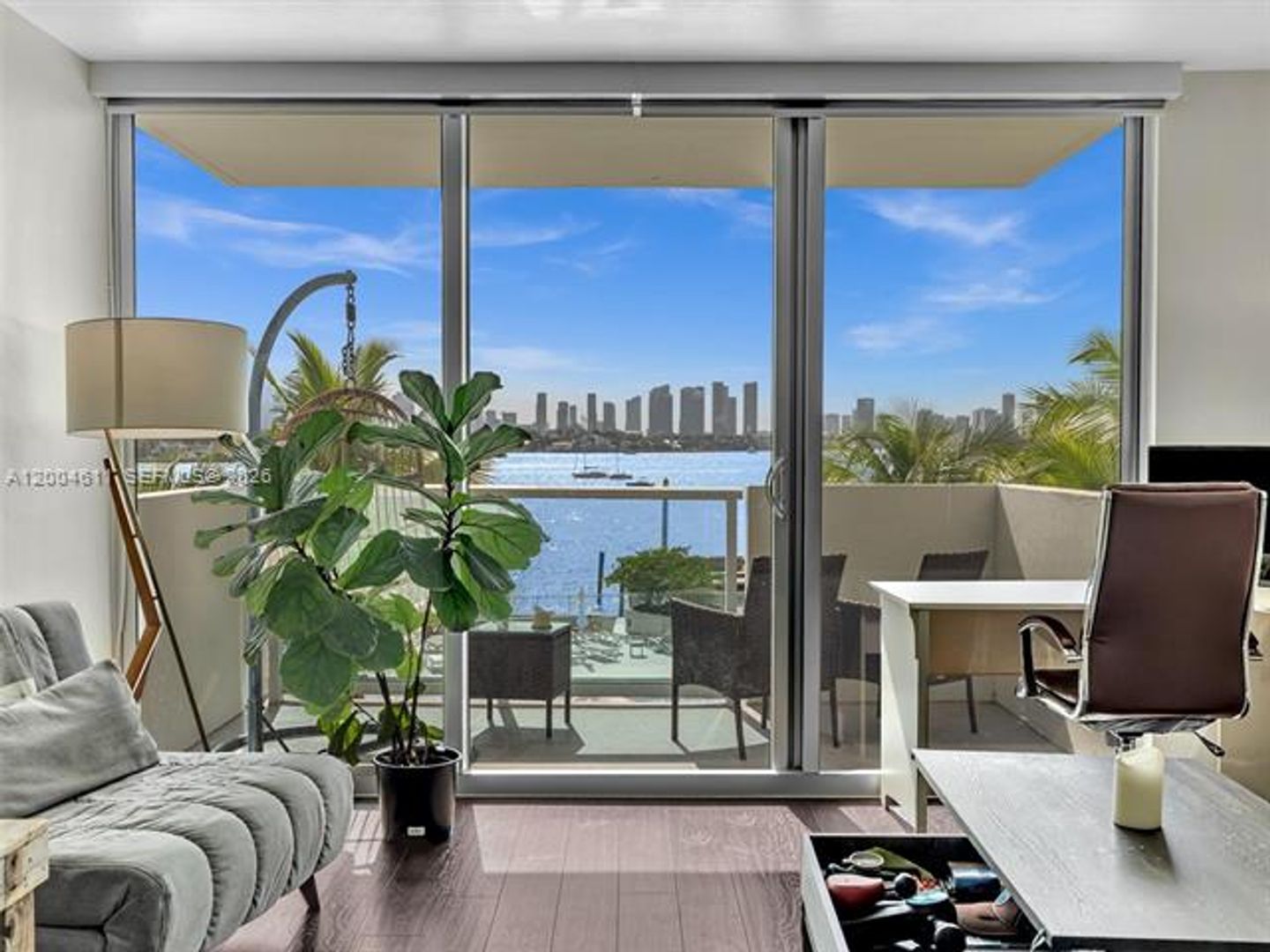 MIAMI BEACH Apartment: 1200 West Ave # 305