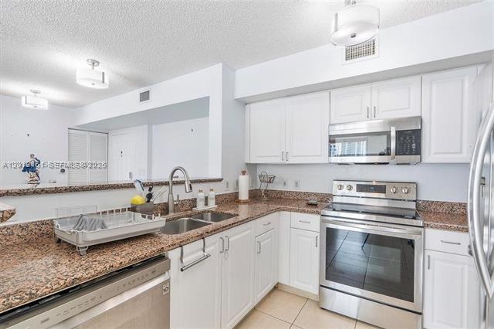 Miami Condo: 1155 Brickell Bay Dr cu-603