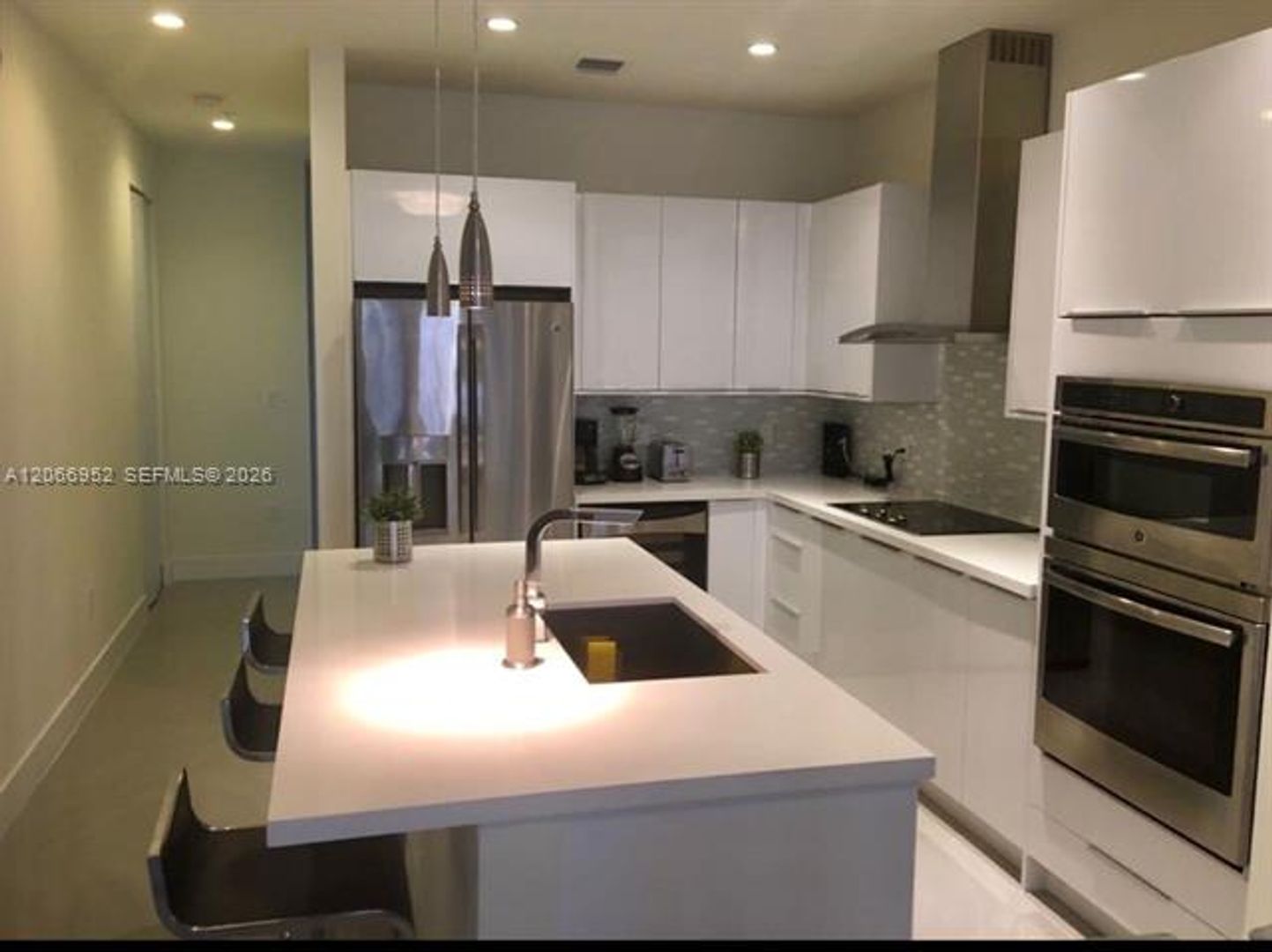 Miami Condo: 10260 NW 63rd Ter cu-201