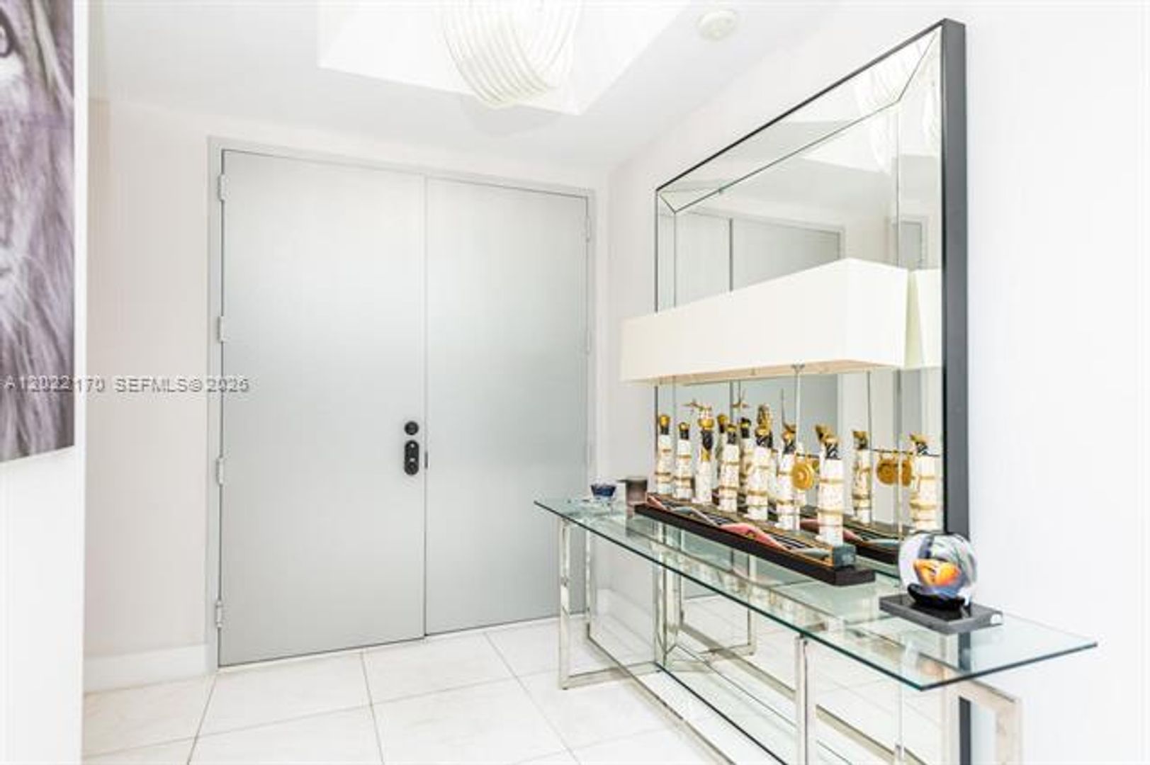 Sunny Isles Beach Condo: 16051 Collins Ave # 404