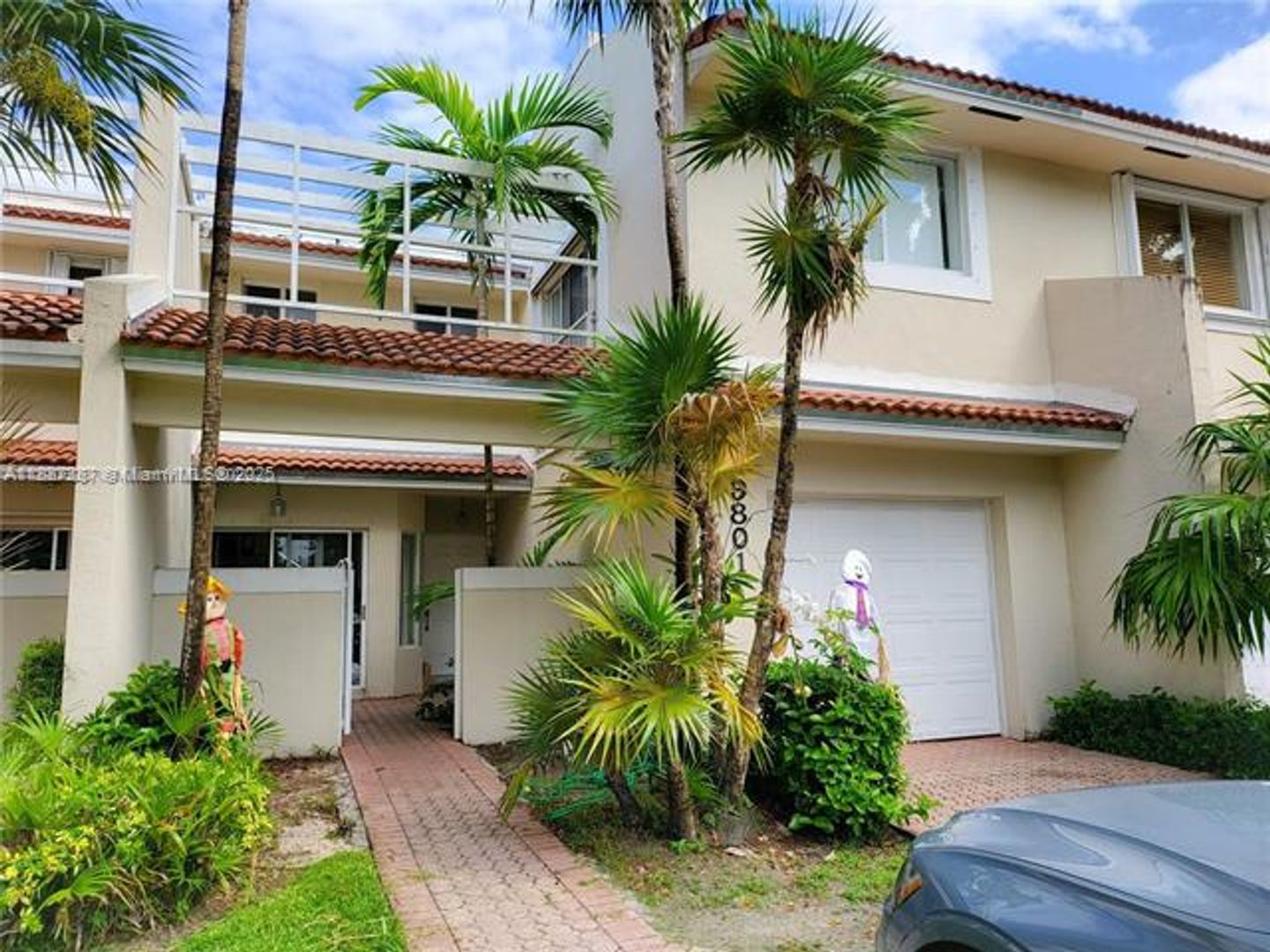 DORAL House: 9801 NW 45th Ln th