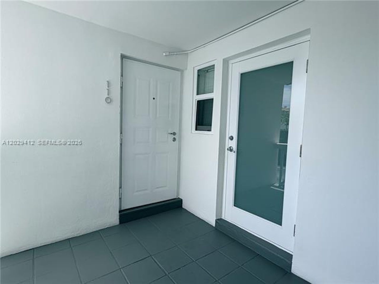 Key Biscayne Condo: 200 Galen Dr # 110