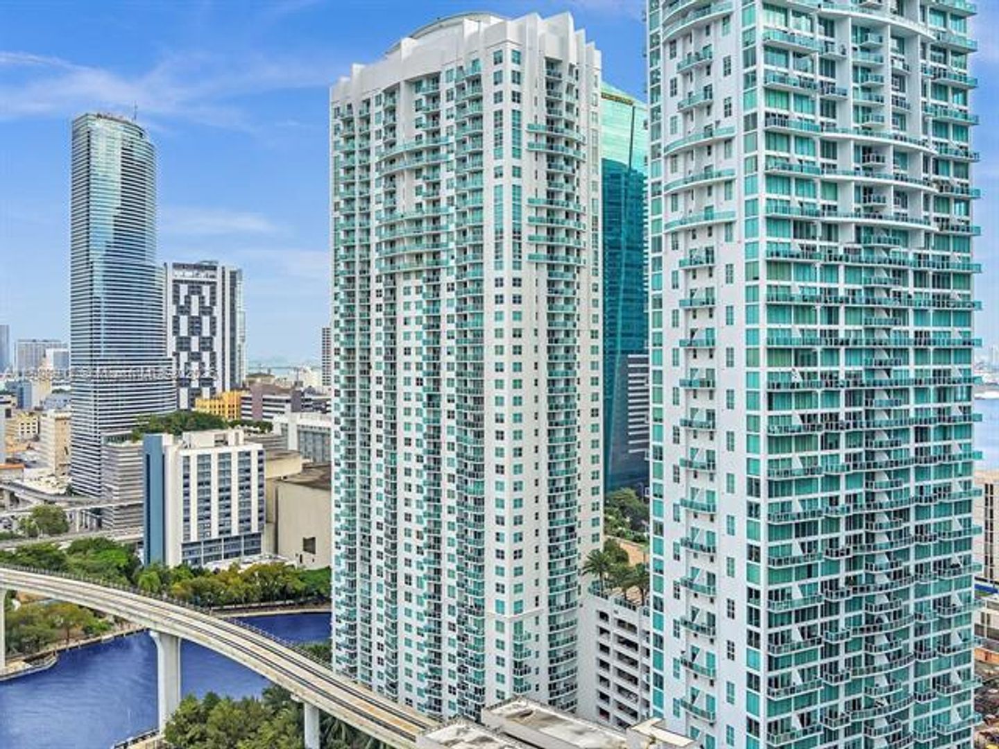 MIAMI Apartment: 41 SE 5th St unit 501