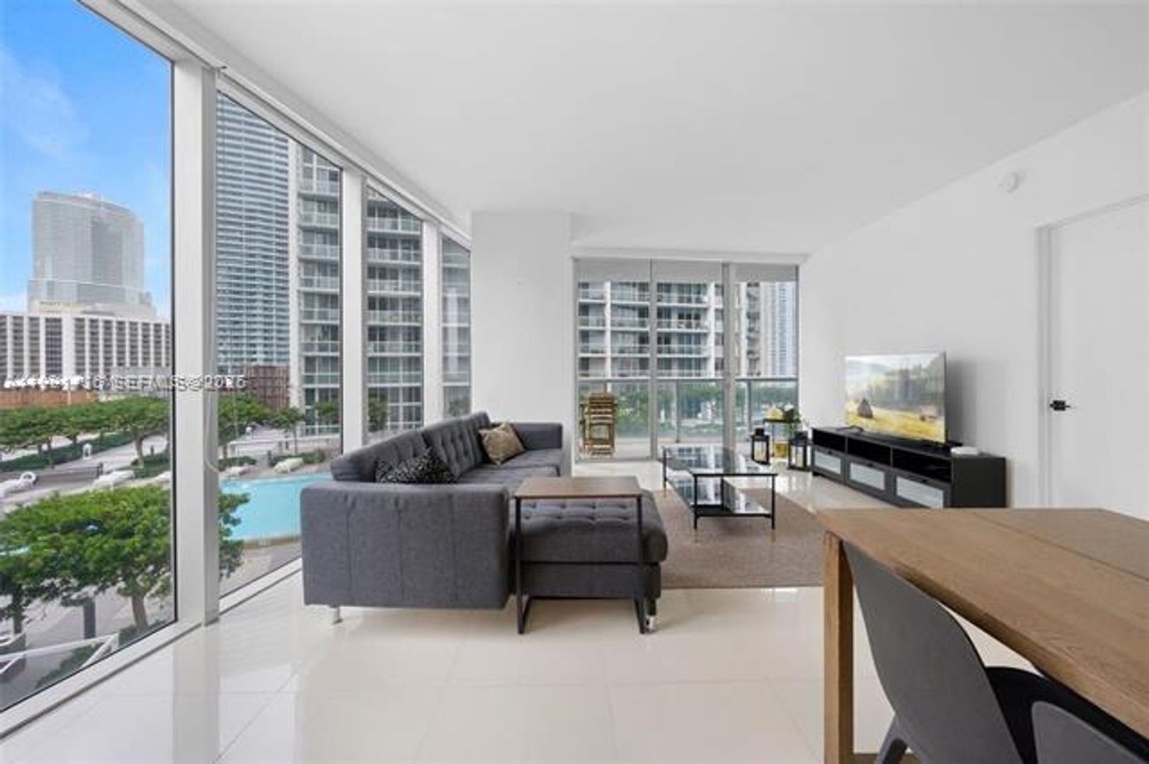 MIAMI Apartment: 495 Brickell Ave # 1610