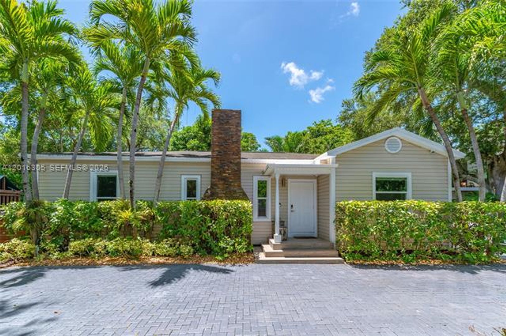 Miami House: 3610 S Douglas Rd