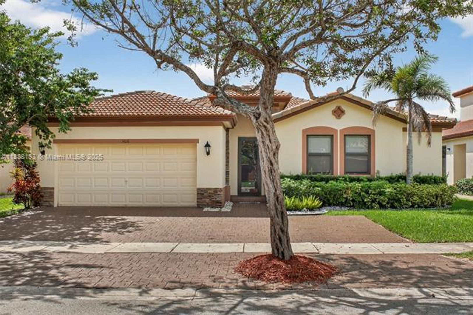 HOMESTEAD House: 3616 SE 2nd Dr #0