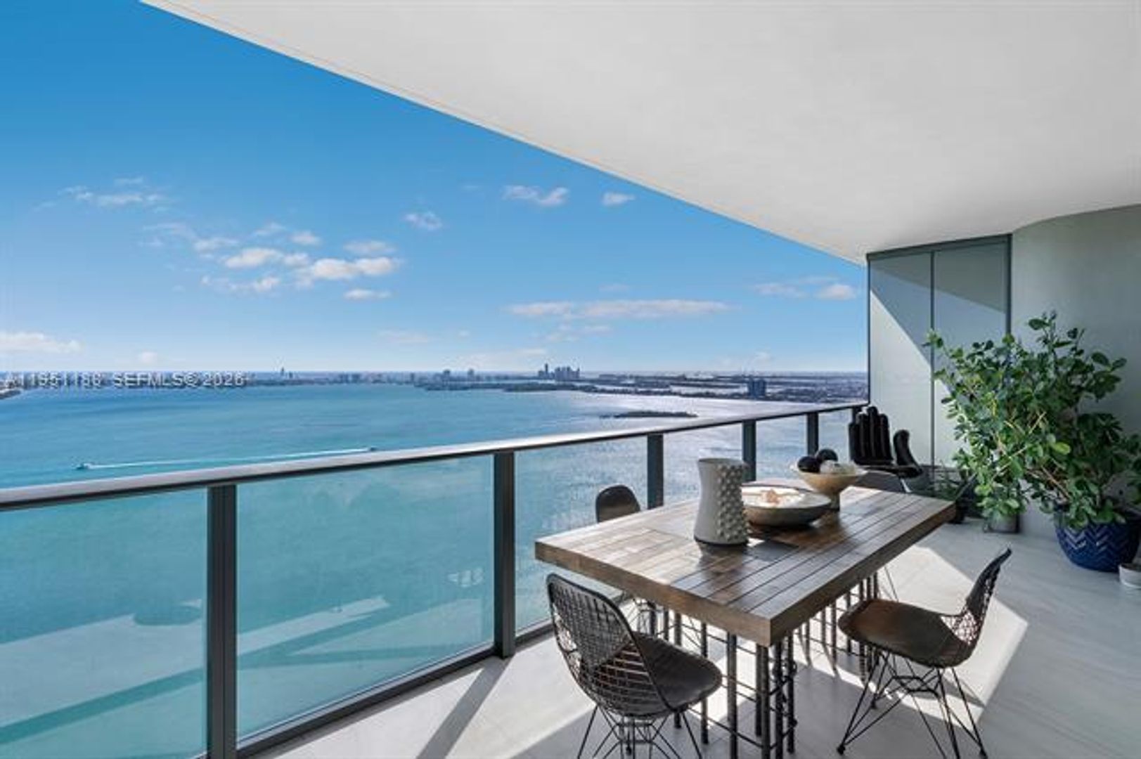 MIAMI Apartment: 3131 NE 7th Ave unit 3905