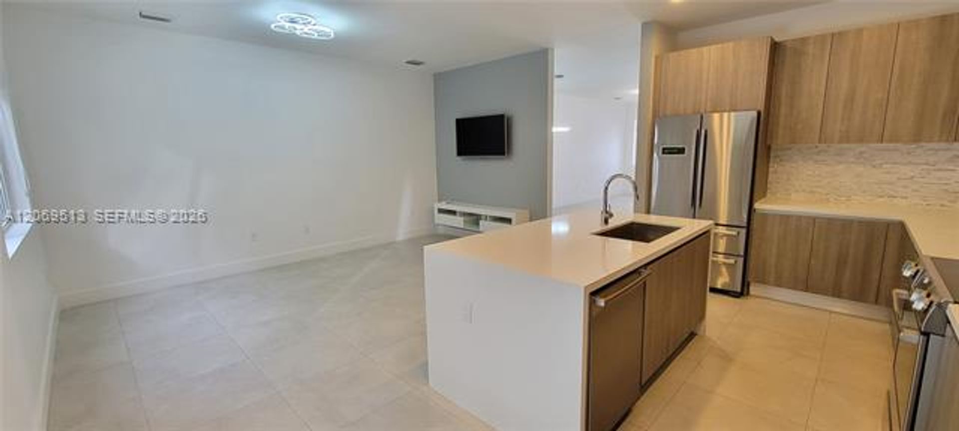 Doral Townhome: 10219 NW 72nd Ter th 10219