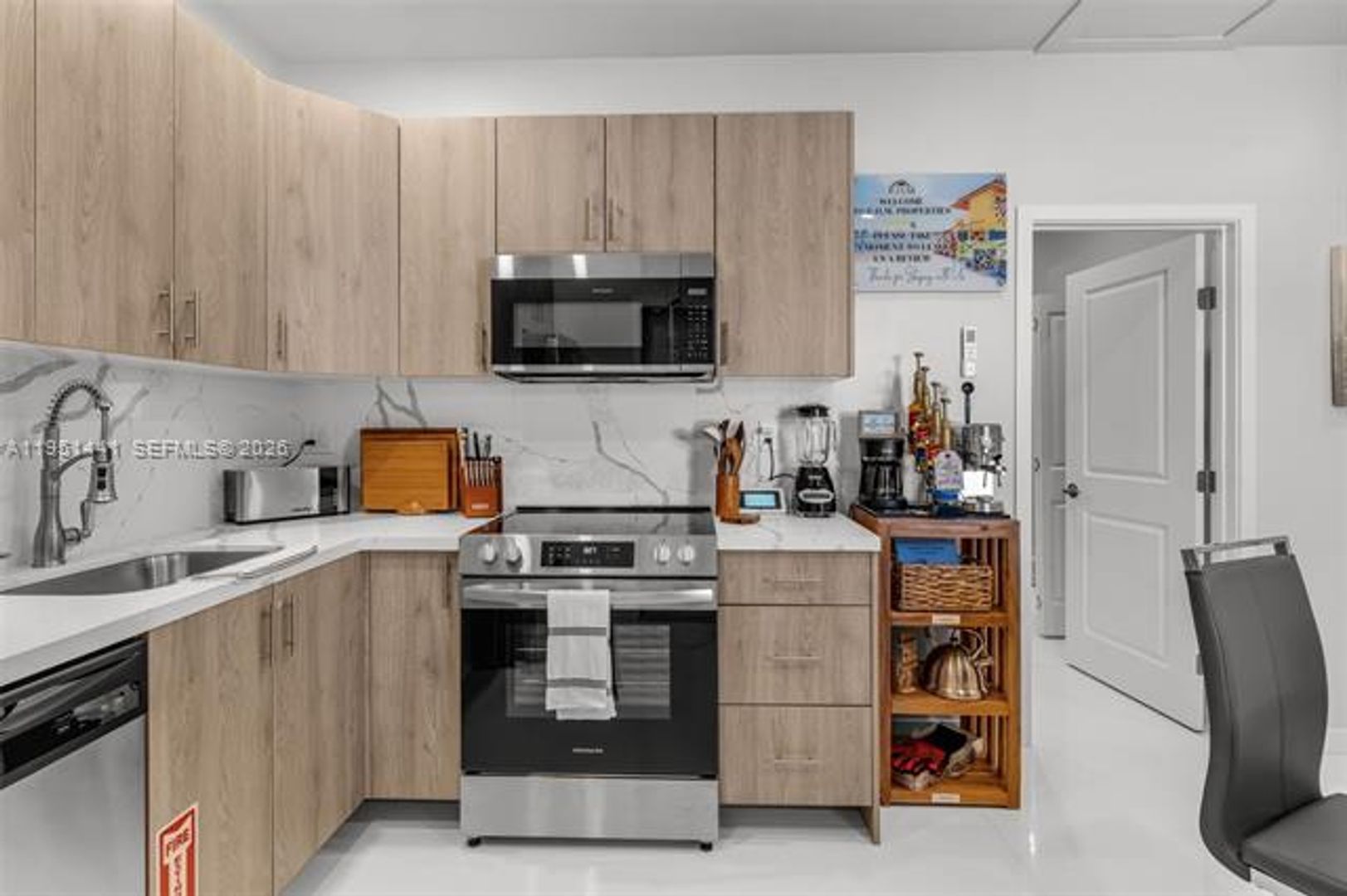 HOMESTEAD House: 1430 NE 11th St # 0