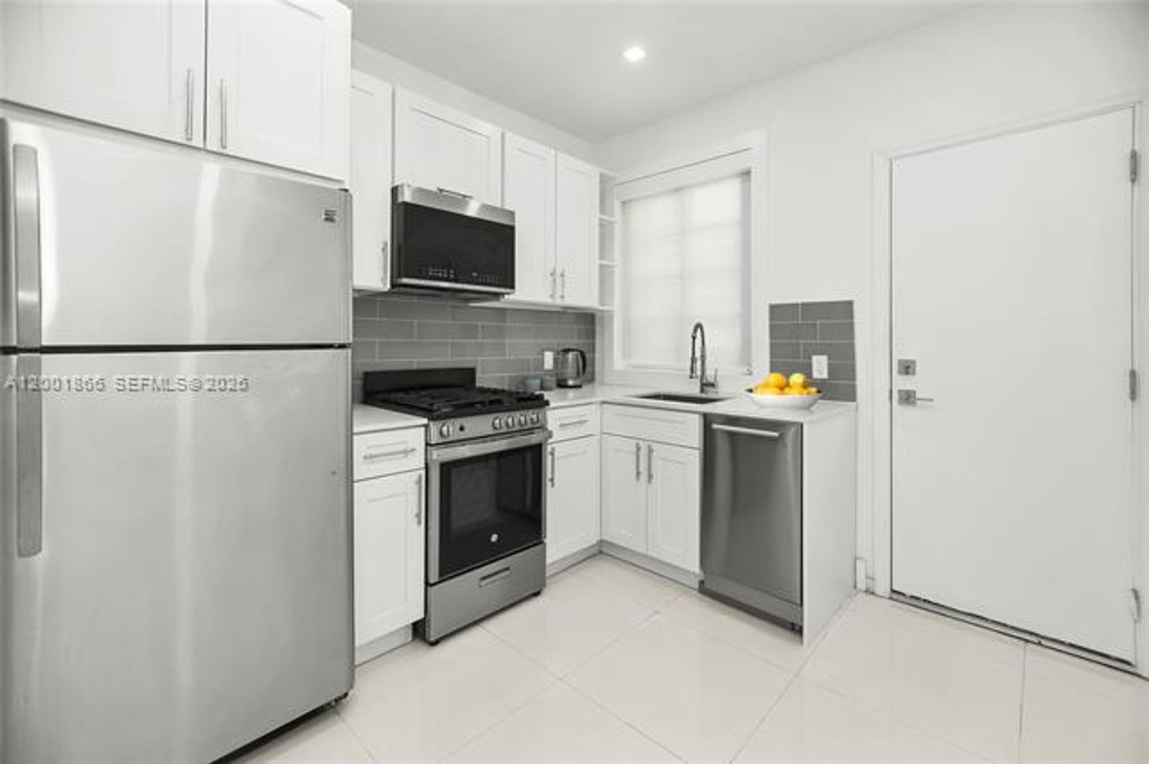 Miami Beach House: 733 Michigan Ave cu-6