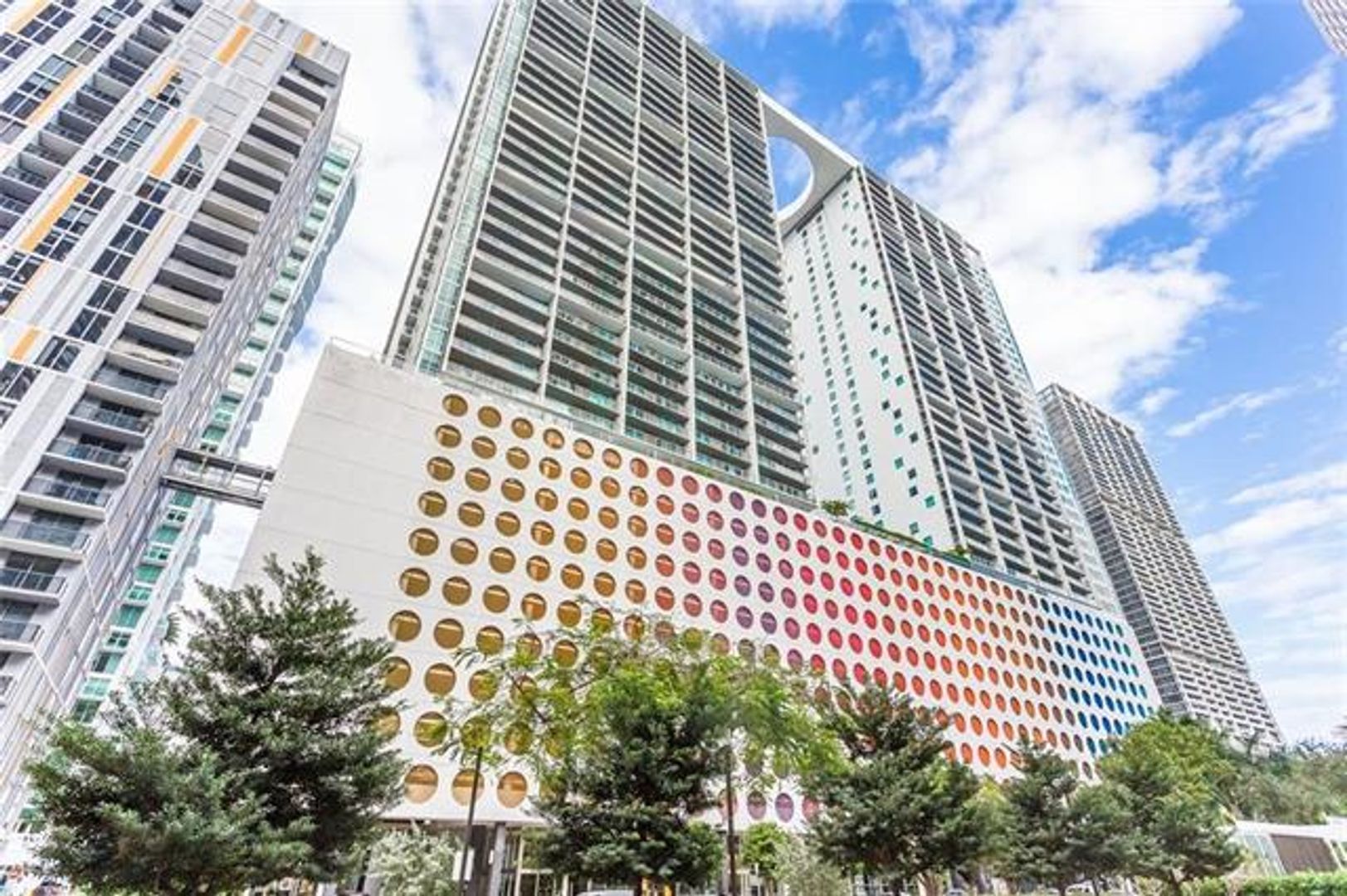 MIAMI Apartment: 500 Brickell Ave unit 1706