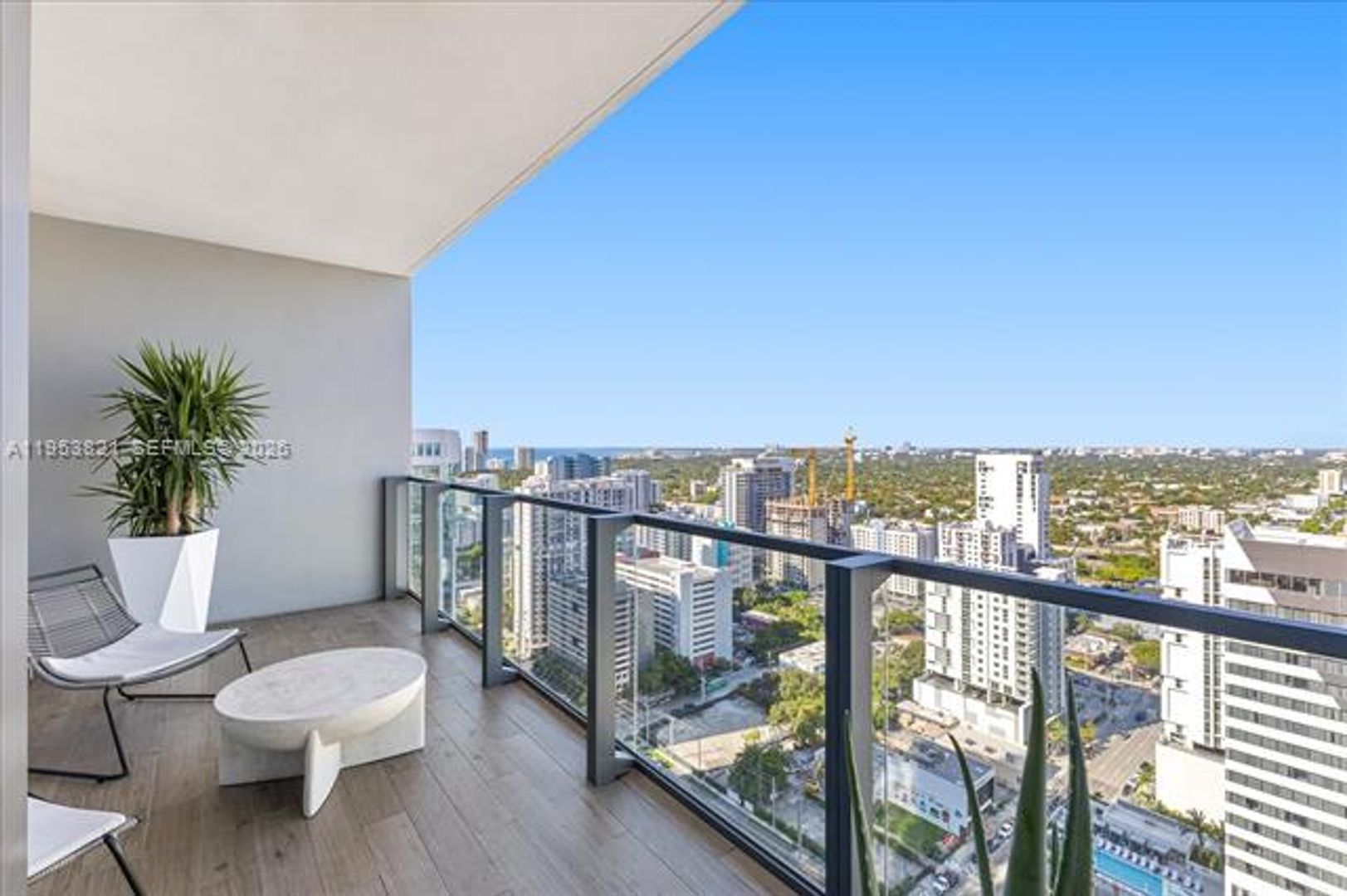 MIAMI Apartment: 88 SW 7th St unit 2506