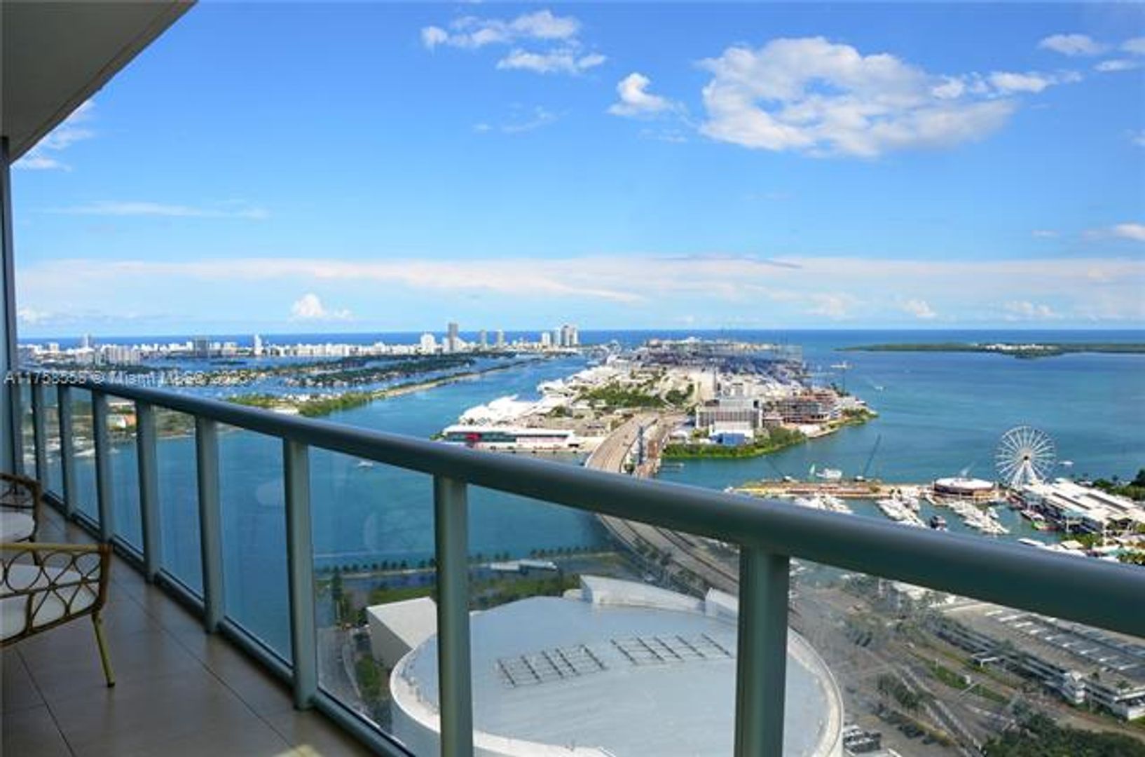 MIAMI Apartment: 888 Biscayne Blvd unit 4701