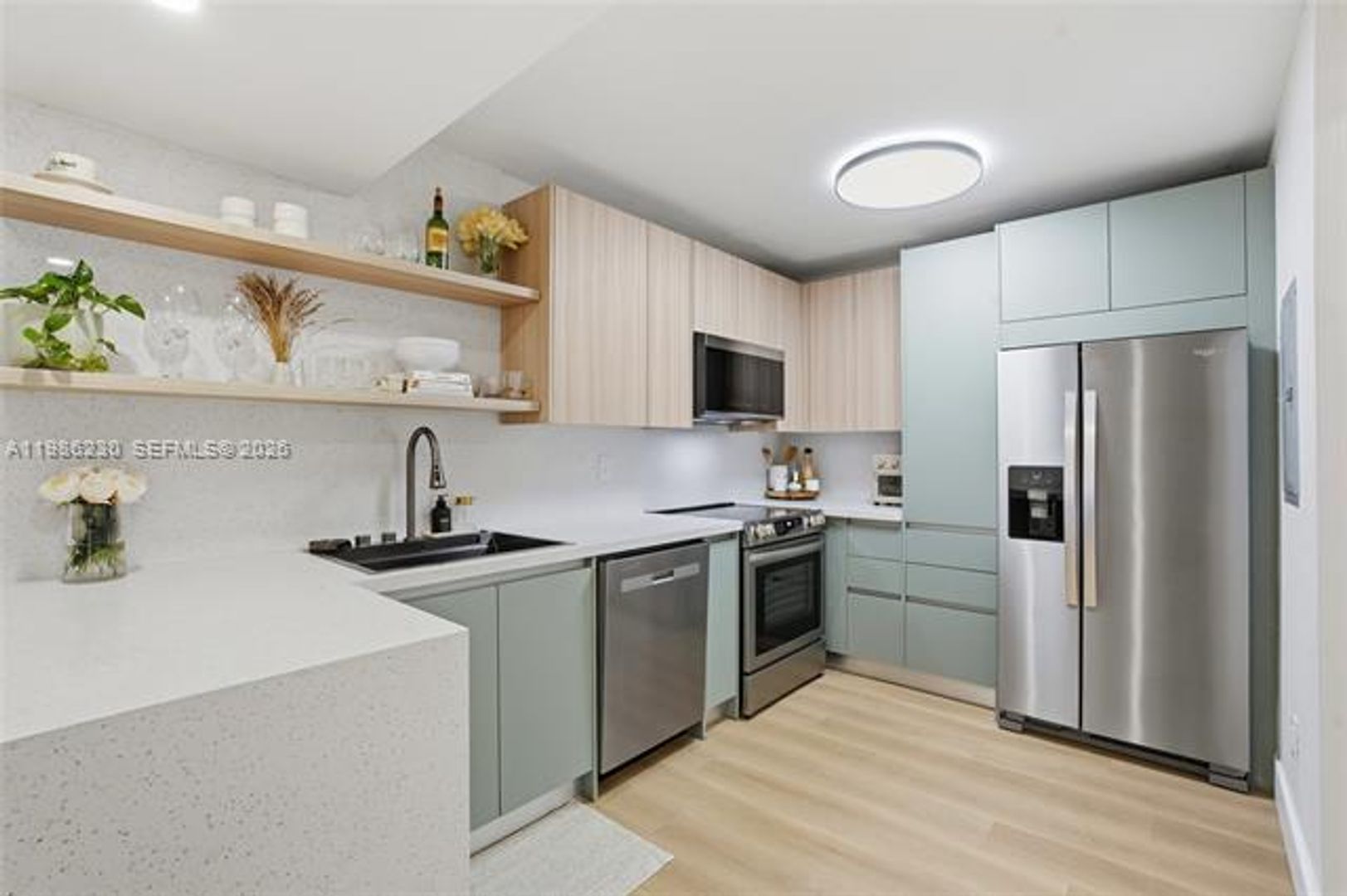 MIAMI BEACH Apartment: 1100 11th St unit 405