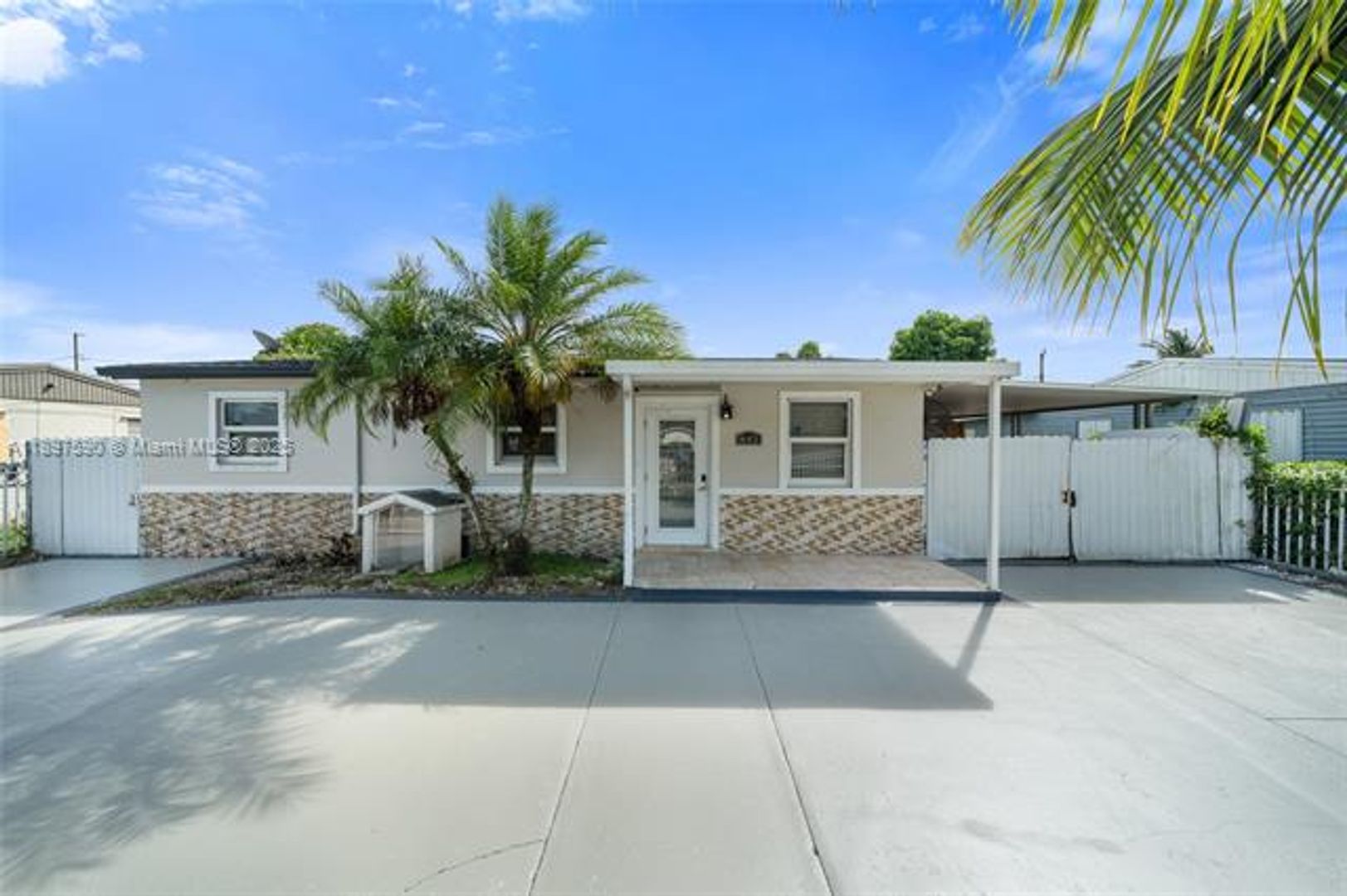 FLORIDA CITY House: 845 NW 2nd St #0