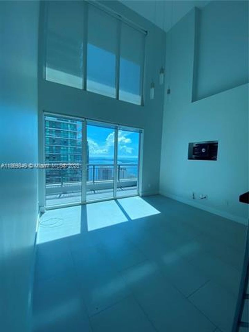 MIAMI Apartment: 60 SW 13th St unit 3606
