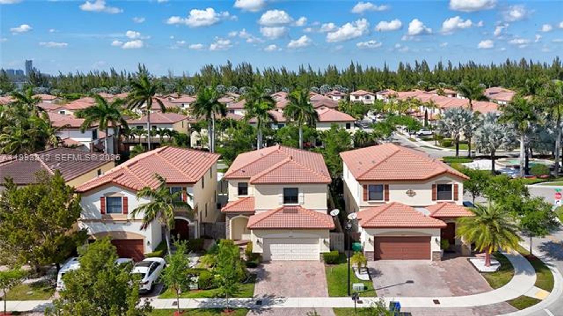 DORAL House: 10021 NW 87th Ter