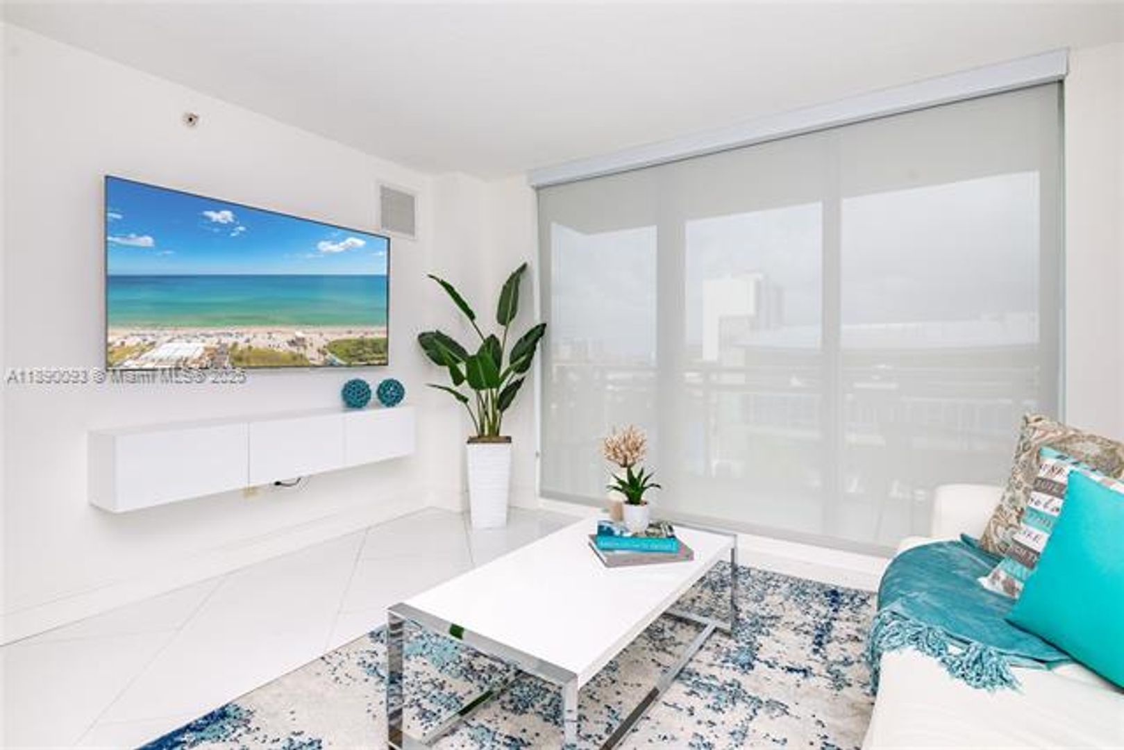 MIAMI BEACH Apartment: 6917 Collins Ave appt 720