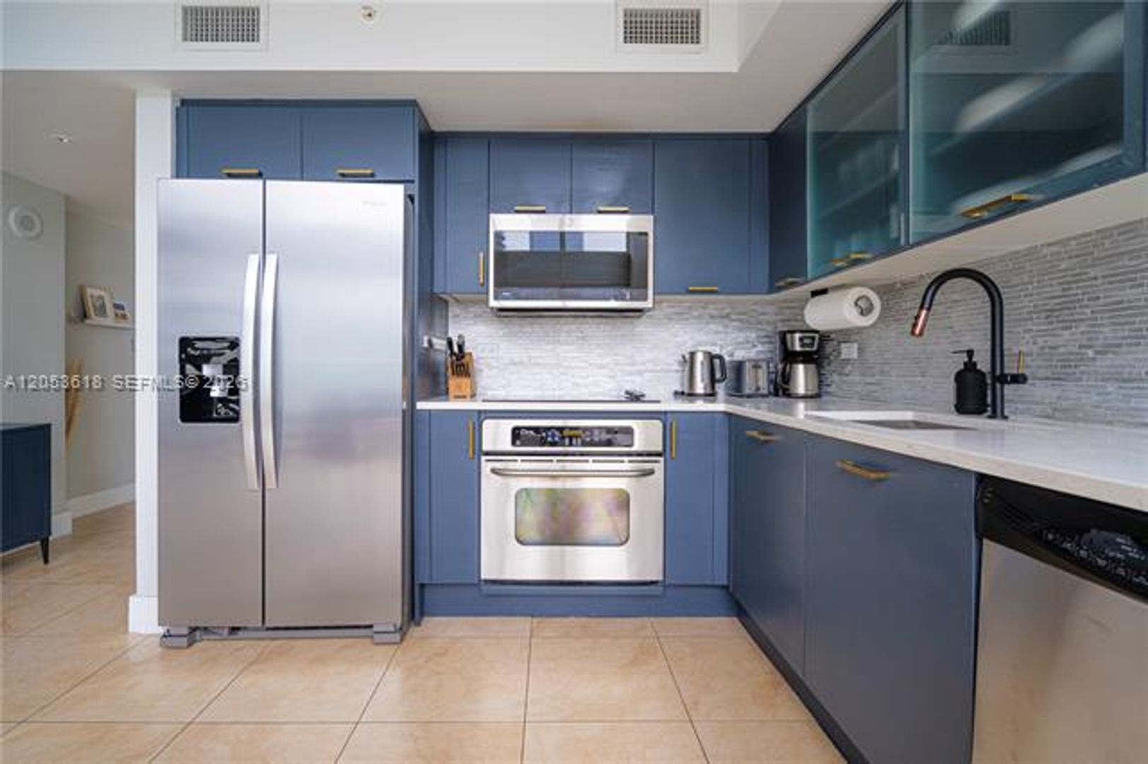 Miami Condo: 41 SE 5th St cu-2102